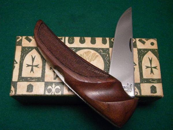 Gerber Hand Checkered Walnut Folding Hunter (S) Knife - c.1968-1974 - NIB