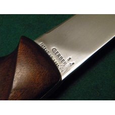 Gerber Hand Checkered Walnut Folding Hunter (S) Knife - c.1968-1974 - NIB
