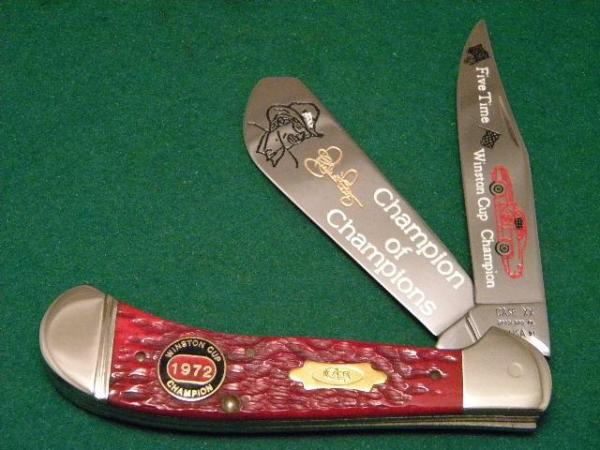 Case XX Bradford, PA USA 1991 Bone Winston Cup Champion Richard Petty Saddlehorn Knife Case XX Bradford, PA USA 1991 Bone Winston Cup Champion Richard Petty Saddlehorn Knife