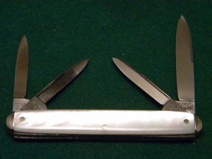 E Bruckmann Solingen Germany Pearl 4 Blade Pen Knife - C. 1891-1956