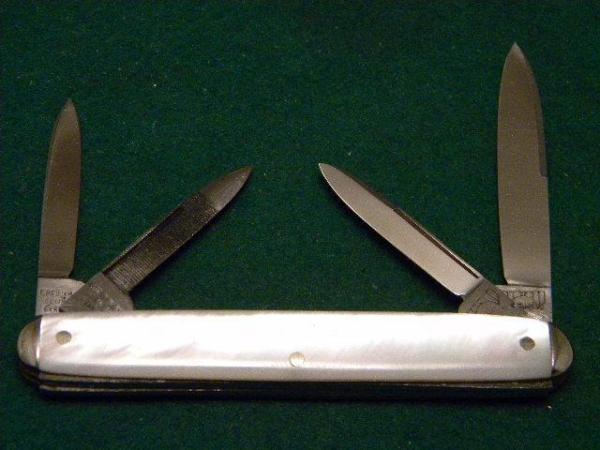 E Bruckmann Solingen Germany Pearl 4 Blade Pen Knife - C. 1891-1956