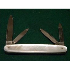 E Bruckmann Solingen Germany Pearl 4 Blade Pen Knife - C. 1891-1956 E Bruckmann Solingen Germany Pearl 4 Blade Pen Knife - C. 1891-1956