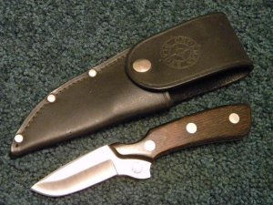 Crosman Blades 934A Stainless USA Wood Sheath Knife