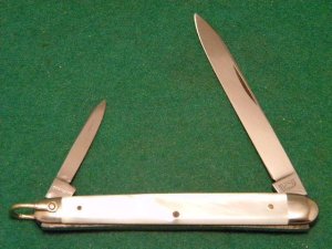 E Bruckmann Ohligs Solingen Germany Pearl Pen Knife - C. 1891-1956