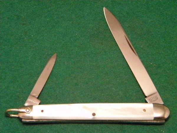 E Bruckmann Ohligs Solingen Germany Pearl Pen Knife - C. 1891-1956 E Bruckmann Ohligs Solingen Germany Pearl Pen Knife - C. 1891-1956