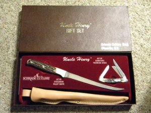 Schrade + USA Uncle Henry Gift Set 897UH Staglon Stockman & 167 Staglon Filet Knife with Sheath NIB