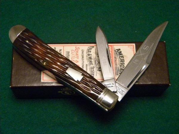Schatt & Morgan Titusville PA. 1991 Bone 042151 Mini Trapper Knife - NIB Schatt & Morgan Titusville PA. 1991 Bone 042151 Mini Trapper Knife - NIB