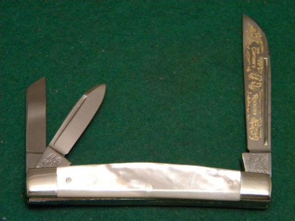 Fight'n Rooster Frank Buster Cut Co Germany Pearl Fight'n Rooster Frank Buster Cut Co Germany Pearl