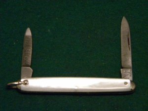 Camillus Cutlery Co Camillus NY USA Sword Brand Pearl Pen/Fob Knife