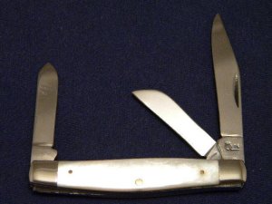 Queen #57 Pearl Stockman Knife 