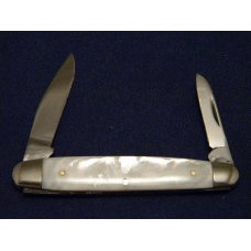 Queen #4 Pearl Sleeveboard Pen Knife Queen Tang Stamp Etched - c.1970's Queen #4 Pearl Sleeveboard Pen Knife Queen Tang Stamp Etched - c.1970's