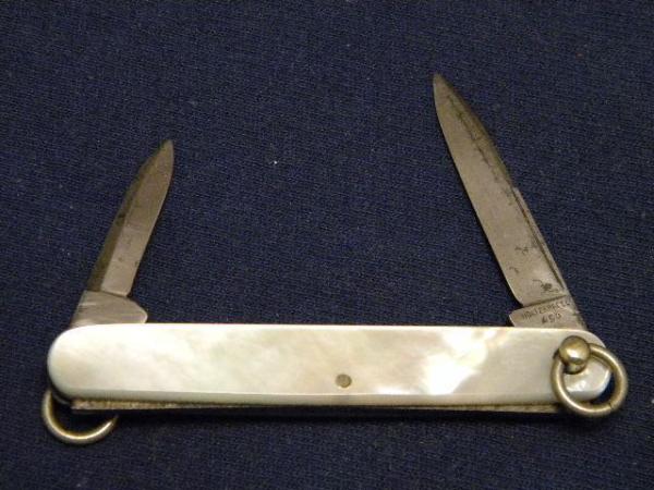 Vintage Holtzapffel & Co. Sheffield Pearl Ring Opener or Lady's Glove Knife c.Pre 1938 Vintage Holtzapffel & Co. Sheffield Pearl Ring Opener or Lady's Glove Knife c.Pre 1938