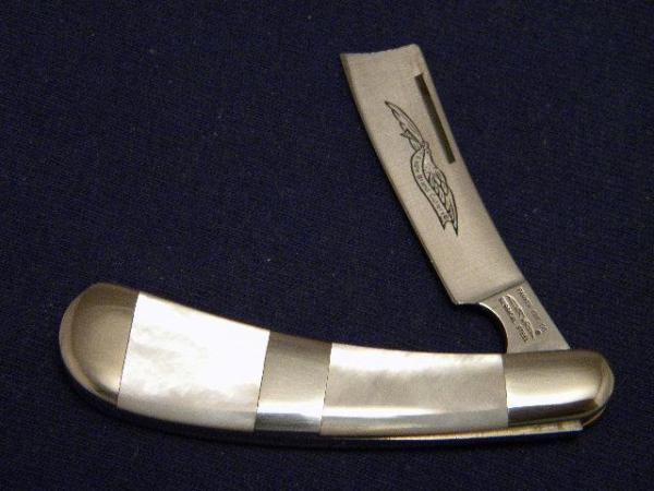 Parker Cut. Co. Japan Pearl Razor Knife Parker Cut. Co. Japan Pearl Razor Knife