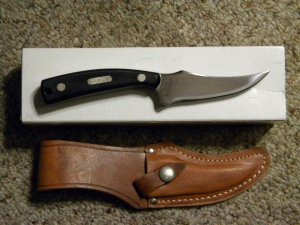 Schrade USA Black Guns & Ammo Sharp Finger Sheath Knife - NIB