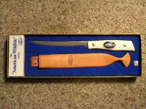 Camillus N.Y. USA Delrin American Wildlife Series #1006 Fillet Knife & Sheath - NIB