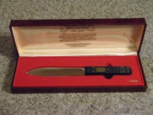 John Russel Cutlery Co. Green River Works 1834-1976 Bicentennial Dadley Knife - NIB