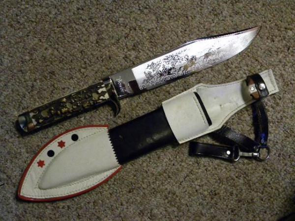 G.C. Co. Solingen Germany (Guttmann Cutlery Co.) Solingen Germany Stag Bowie Sheath Knife G.C. Co. Solingen Germany (Guttmann Cutlery Co.) Solingen Germany Stag Bowie Sheath Knife