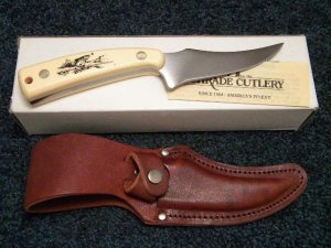 Schrade USA SC205 Scrimshaw Sharpfinger Sheath Knife - NIB