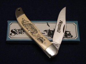 Schrade + USA SC524 Badger Scrimshaw Folding Knife c. 1987 - NIB