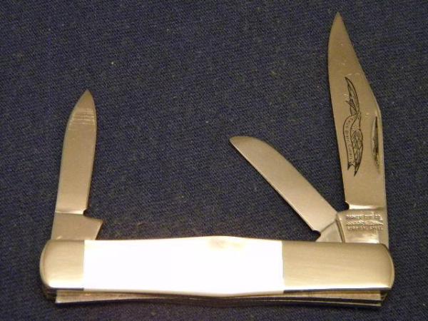 Parker Cut Co Japan Pearl Eagle Brand Little Coke Bottle Knife Parker Cut Co Japan Pearl Eagle Brand Little Coke Bottle Knife