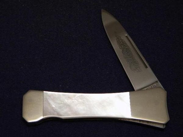 Parker Cut Co. Japan Pearl Desperado Lockback Knife Parker Cut Co. Japan Pearl Desperado Lockback Knife