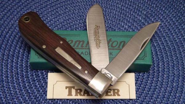 Remington Bullet 1989 Wood R1128 Trapper Knife - NIB Remington Bullet 1989 Wood R1128 Trapper Knife - NIB