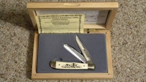 Schrade + USA 296Y 296SC Scrimshaw Delrin Trapper Knife - NIB