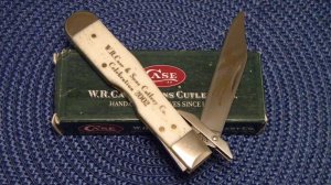 Case XX USA 2002 Celebration Oatmeal Bone 6111 1/2L SS Cheetah Knife - NIB