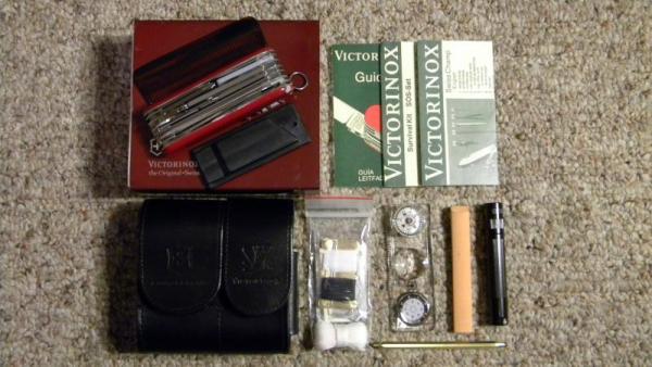 Victorinox Switzerland Stainless Rostfrei Swiss Champ Knife and Pouch Survival Kit SOS Set - NIB Victorinox Switzerland Stainless Rostfrei Swiss Champ Knife and Pouch Survival Kit SOS Set - NIB