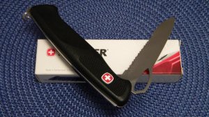 Wenger Switzerland Stainless Black Ranger 151 Folding Linerlock Knife with Pocket Clip - NIB