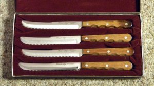 Case XX M254 Stainless Miracl-Edge #824 Four Wood Steak Knives Knife Set - NIB