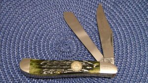 Case XX SS USA 5 Dot (1985) NKCA Club Knife Bone Dogleg Trapper