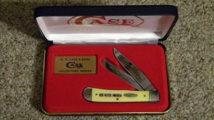 Case XX USA 2001 Yellow 3254 SS Trapper Knife God Bless America Collector's Edition - NIB