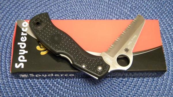 Spyderco VG-10 Seki-City Japan C45SBK Serrated 79mm Rescue Tactical Lockback Knife - NIB