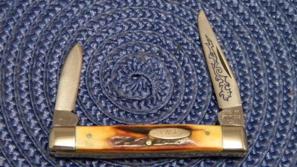 Case XX Stainless USA 3 Dot (1977) Stag 52033 SSP Blue Scroll Pen Knife Case XX Stainless USA 3 Dot (1977) Stag 52033 SSP Blue Scroll Pen Knife