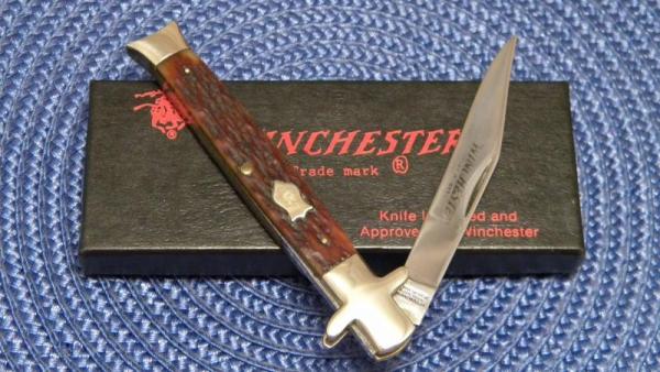 Winchester Trademark USA 1987 Bone 1901 Bowtie / Fishtail Knife - NIB Winchester Trademark USA 1987 Bone 1901 Bowtie / Fishtail Knife - NIB