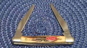 Case XX USA 2007 Stag SS Red Shield Tiny Muskrat Knife
