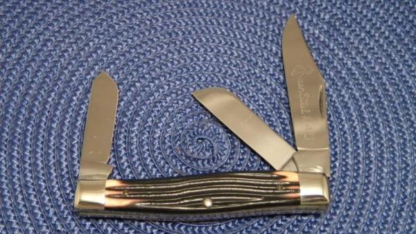 Queen Steel #49 Imitation Winterbottom Bone No Tang Stamp Etched Stockman Knife - c.1960's Queen Steel #49 Imitation Winterbottom Bone No Tang Stamp Etched Stockman Knife - c.1960's