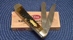 Case XX USA 3 Dot (1997) Burnt Sugar Rogers Bone 6254 SS Tang Stamp Collection Trapper Knife - NIB