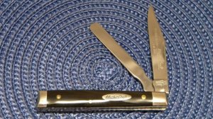 Robeson Shuredge USA (by Queen Cut. Co.) Horn Mastercraft Little Doctors Knife