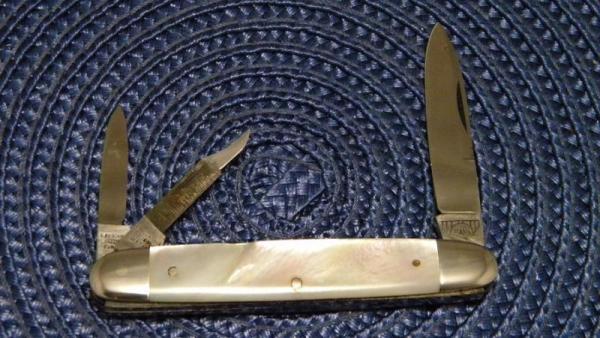 E Bruckmann Solingen Germany Pearl Whittler Knife - C. 1891-1956 E Bruckmann Solingen Germany Pearl Whittler Knife - C. 1891-1956