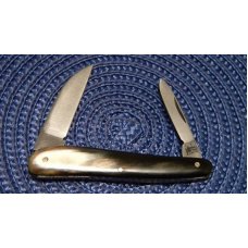 C & X Lockwood Brothers Sheffield England Horn 2 Blade Knife C & X Lockwood Brothers Sheffield England Horn 2 Blade Knife