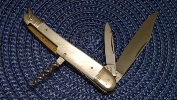 Kissing Crane Robt Klass Solingen Germany Pearl Corkscrew Knife c.Pre-1970's
