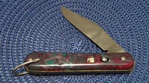 Pronto Colonial Prov. USA Swirl Plastic Switch Blade Knife