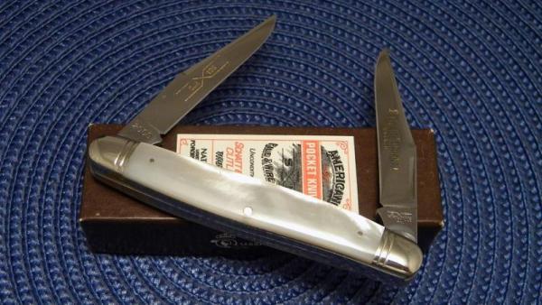 Schatt & Morgan Titusville PA. 2000 Pearl 052125 1 of 600 Muskrat Knife - NIB