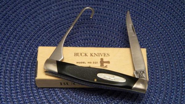 Buck 321 USA Bird Knife w/Muskrat Blade Pre 1986 - NIB Buck 321 USA Bird Knife w/Muskrat Blade Pre 1986 - NIB