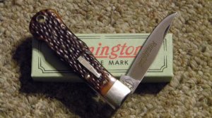 Remington UMC USA 1984 Delrin R1173L Baby Bullet Lockback Knife in Box