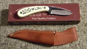 Parker Frost USA (Schrade Cutlery) Model 1978-13 Big Dog Scrimshawed Fixed Blade Sheath Knife - NIB