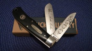 Buck USA Model 0334-BK-0 Delrin Limited Edition Millinium Signed Jumbo Trapper Knife - NIB
