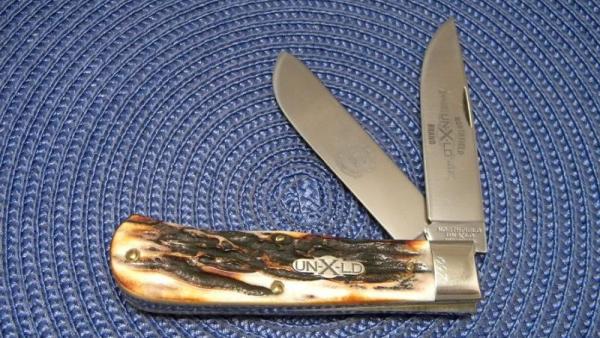 Great Eastern Cutlery Northfield UN-X-LD 2006 Burnt Stag Model # 23Trapper Great Eastern Cutlery Northfield UN-X-LD 2006 Burnt Stag Model # 23Trapper
